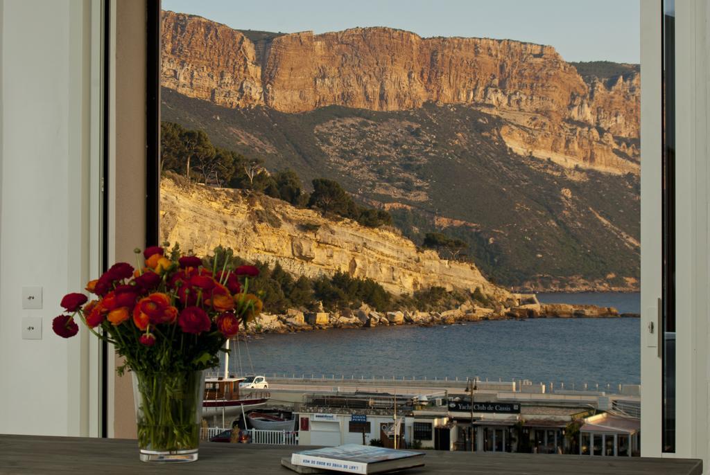 Les Barques, Vue Splendide Sur Le Port De Cassis Appartement Kamer foto