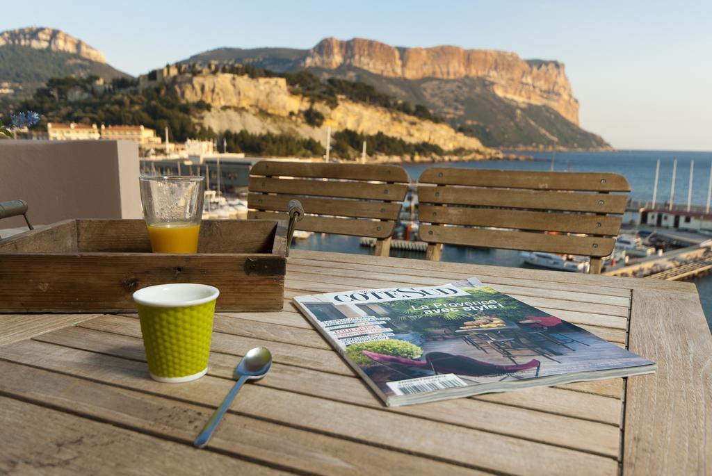 Les Barques, Vue Splendide Sur Le Port De Cassis Appartement Kamer foto